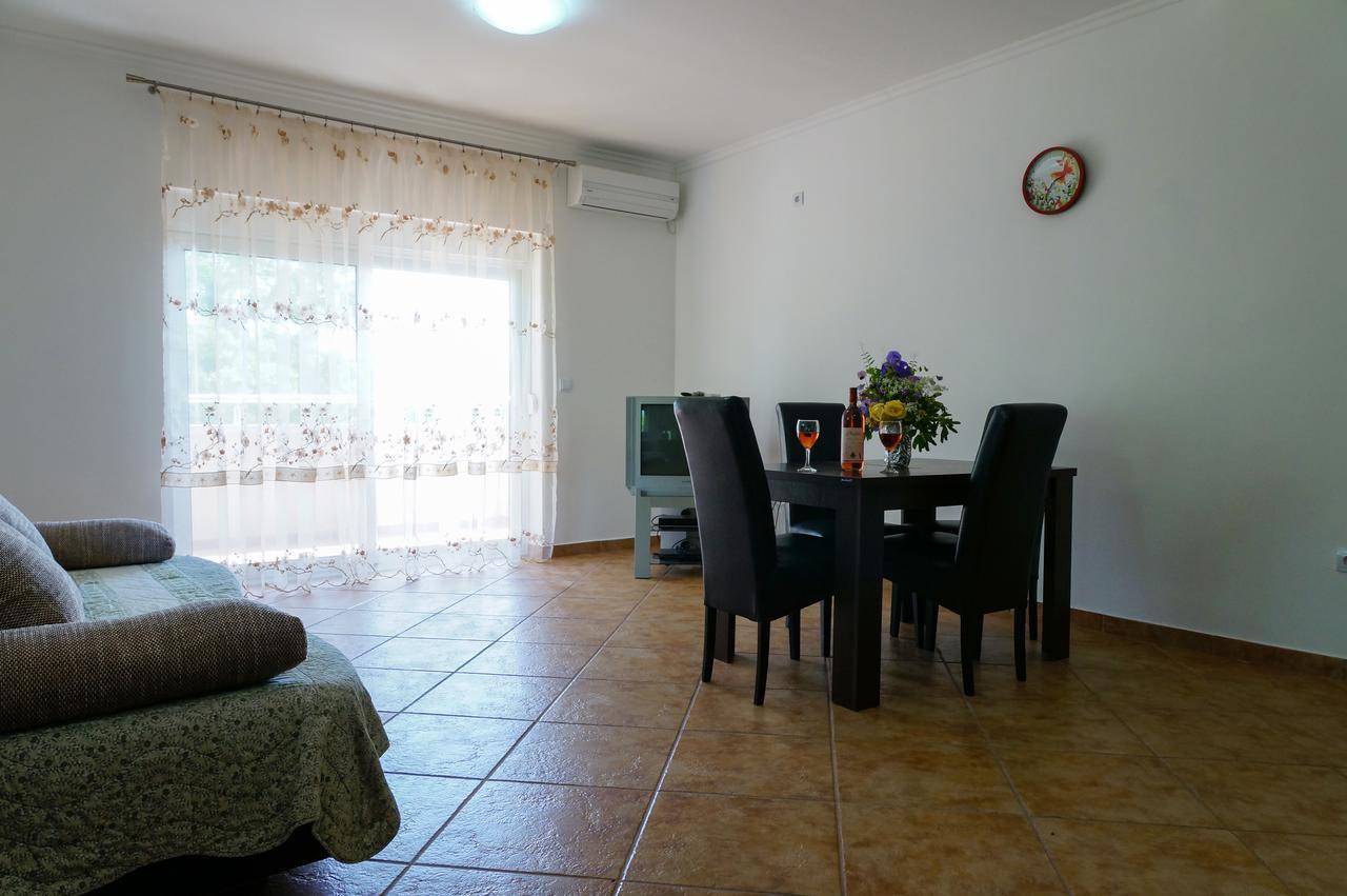 Petrovac Apart Hotel Forte Roses Montenegro Ko Buljarica المظهر الخارجي الصورة