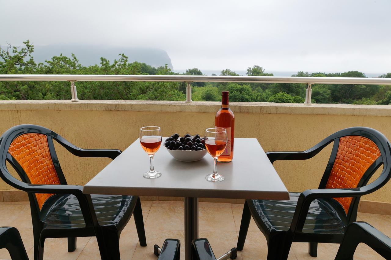 Petrovac Apart Hotel Forte Roses Montenegro Ko Buljarica المظهر الخارجي الصورة